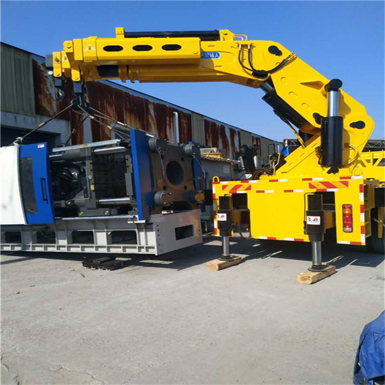 于都县 大吨位折臂吊出租费用解析：一小时租赁多少钱