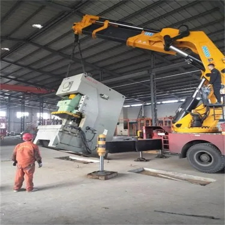 于都县80吨折臂吊车出租附近电话