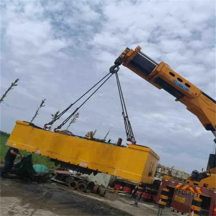 于都县随车吊吊集装箱怎么吊